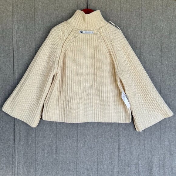 Zara Collection Ivory Chunky Rib Knit Bell Sleeve Mock Neck Sweater Size Medium - Picture 5 of 13